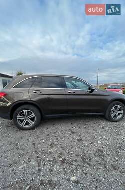 Внедорожник / Кроссовер Mercedes-Benz GLC-Class 2017 в 