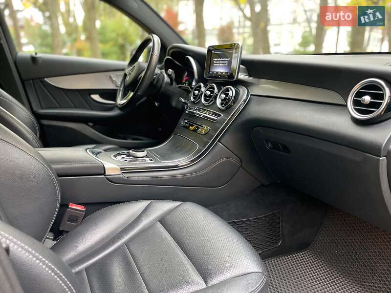 Внедорожник / Кроссовер Mercedes-Benz GLC-Class 2018 в Киеве