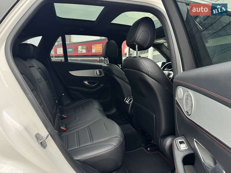 Внедорожник / Кроссовер Mercedes-Benz GLC-Class 2016 в Киеве фото 19 Внедорожник / Кроссовер Mercedes-Benz GLC-Class 2016 в Киеве