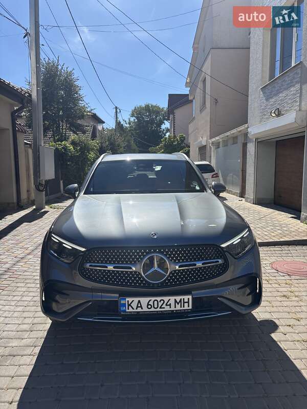 Mercedes-Benz GLC-Class 2022