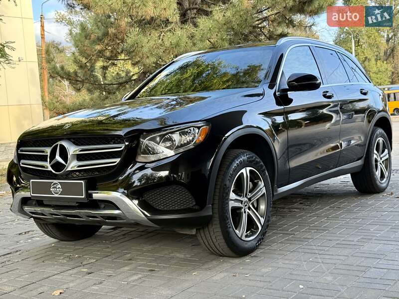 Внедорожник / Кроссовер Mercedes-Benz GLC-Class 2017 в Днепре фото 2 Внедорожник / Кроссовер Mercedes-Benz GLC-Class 2017 в Днепре