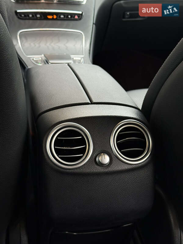 Внедорожник / Кроссовер Mercedes-Benz GLC-Class 2021 в Львове