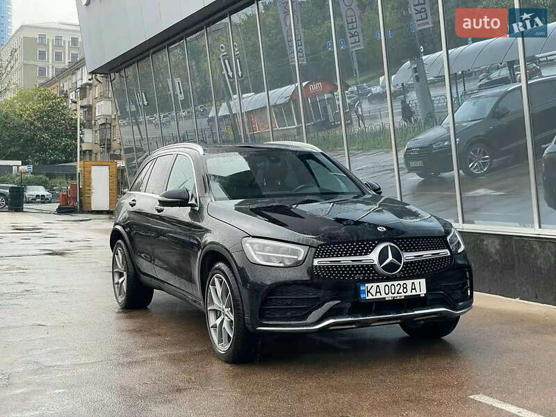 Mercedes-Benz GLC-Class 2019 Mercedes-Benz GLC-Class 2019
