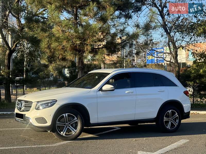 Внедорожник / Кроссовер Mercedes-Benz GLC-Class 2017 в Одессе фото 2 Внедорожник / Кроссовер Mercedes-Benz GLC-Class 2017 в Одессе