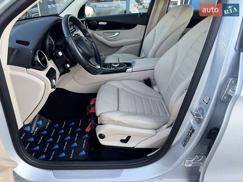 Позашляховик / Кросовер Mercedes-Benz GLC-Class 2016 в Рівному