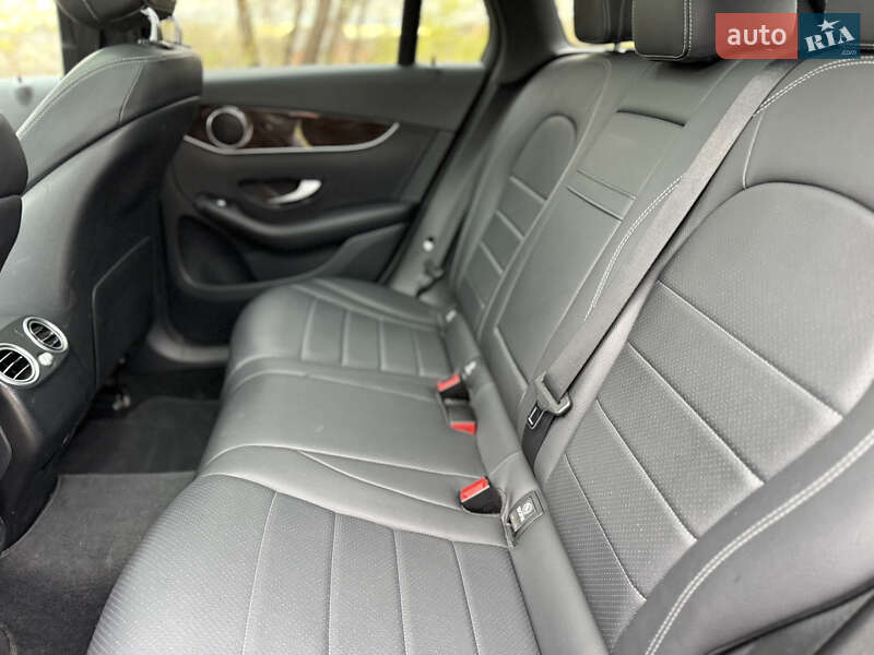 Позашляховик / Кросовер Mercedes-Benz GLC-Class 2018 в Києві фото 14 Позашляховик / Кросовер Mercedes-Benz GLC-Class 2018 в Києві