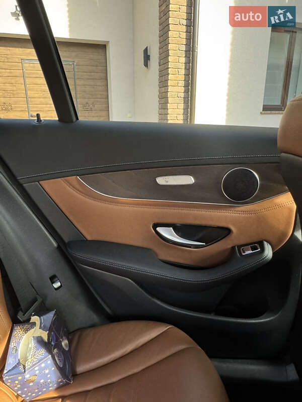 Позашляховик / Кросовер Mercedes-Benz GLC-Class 2018 в Чернівцях фото 28 Позашляховик / Кросовер Mercedes-Benz GLC-Class 2018 в Чернівцях