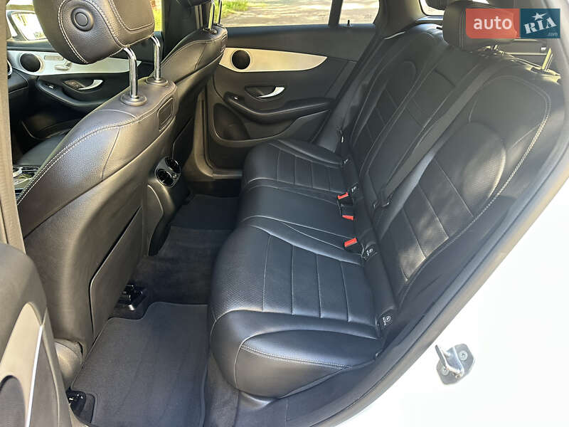 Внедорожник / Кроссовер Mercedes-Benz GLC-Class 2019 в Киеве фото 26 Внедорожник / Кроссовер Mercedes-Benz GLC-Class 2019 в Киеве