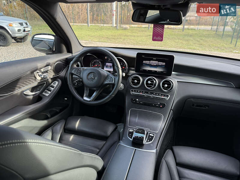 Позашляховик / Кросовер Mercedes-Benz GLC-Class 2017 в Києві фото 15 Позашляховик / Кросовер Mercedes-Benz GLC-Class 2017 в Києві
