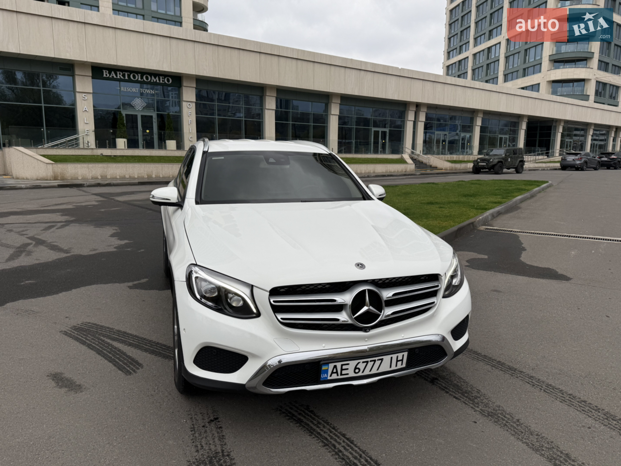 2018 Mercedes-Benz GLC - мініатюра 30