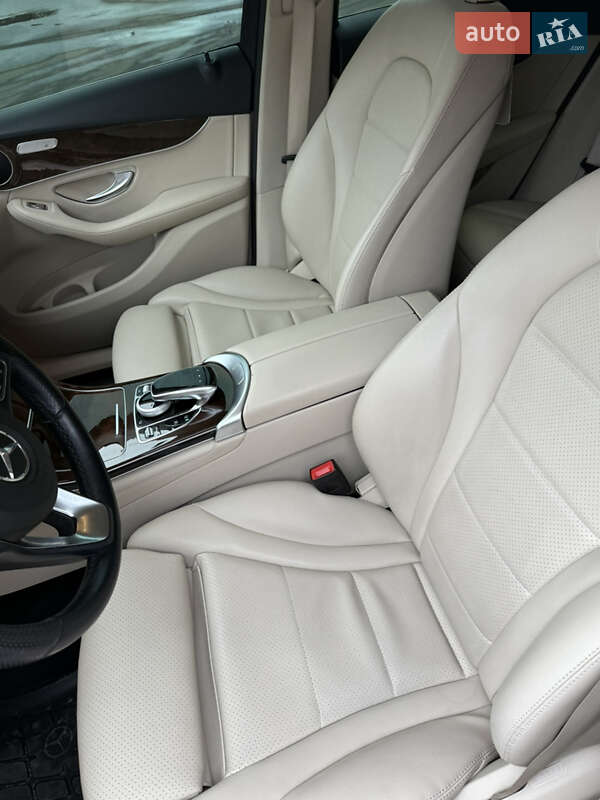 Внедорожник / Кроссовер Mercedes-Benz GLC-Class 2018 в Днепре