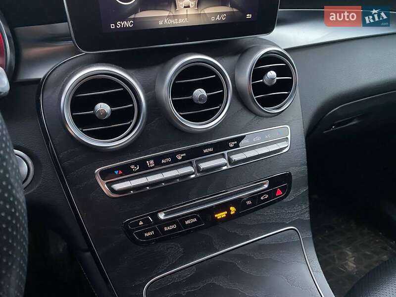 Позашляховик / Кросовер Mercedes-Benz GLC-Class 2017 в Львові фото 15 Позашляховик / Кросовер Mercedes-Benz GLC-Class 2017 в Львові