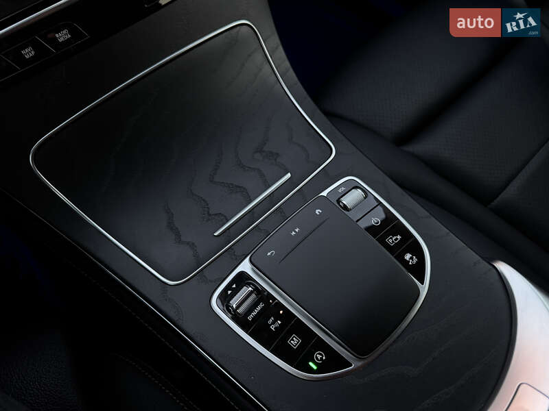 Внедорожник / Кроссовер Mercedes-Benz GLC-Class 2019 в Киеве фото 22 Внедорожник / Кроссовер Mercedes-Benz GLC-Class 2019 в Киеве