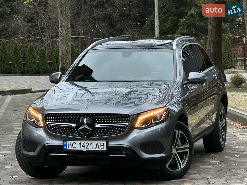 Внедорожник / Кроссовер Mercedes-Benz GLC-Class 2018 в Дрогобыче фото 3 Внедорожник / Кроссовер Mercedes-Benz GLC-Class 2018 в Дрогобыче