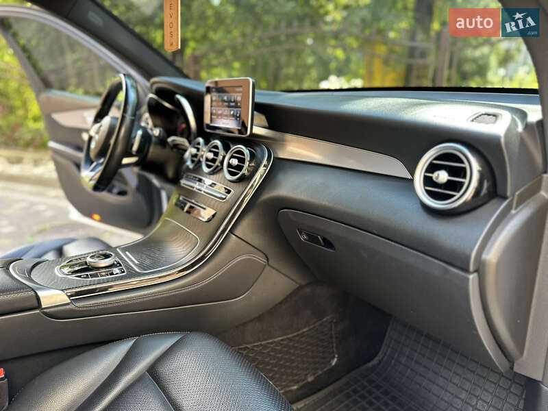 Позашляховик / Кросовер Mercedes-Benz GLC-Class 2018 в Дрогобичі фото 98 Позашляховик / Кросовер Mercedes-Benz GLC-Class 2018 в Дрогобичі