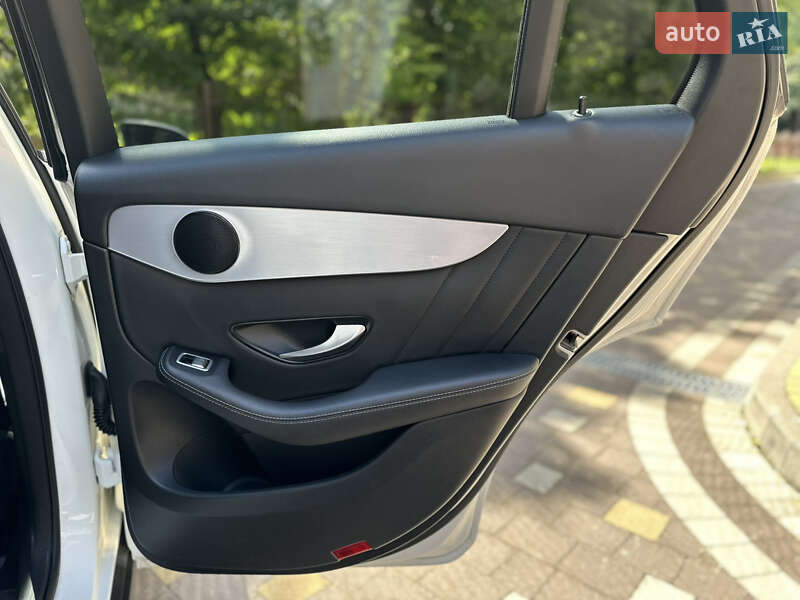 Позашляховик / Кросовер Mercedes-Benz GLC-Class 2018 в Дрогобичі фото 111 Позашляховик / Кросовер Mercedes-Benz GLC-Class 2018 в Дрогобичі