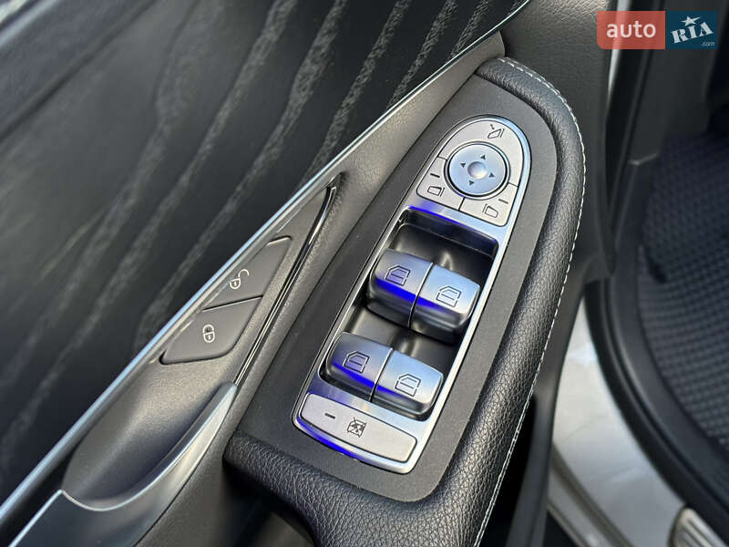 Позашляховик / Кросовер Mercedes-Benz GLC-Class 2019 в Києві