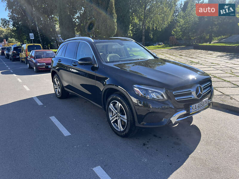 Позашляховик / Кросовер Mercedes-Benz GLC-Class 2018 в Києві