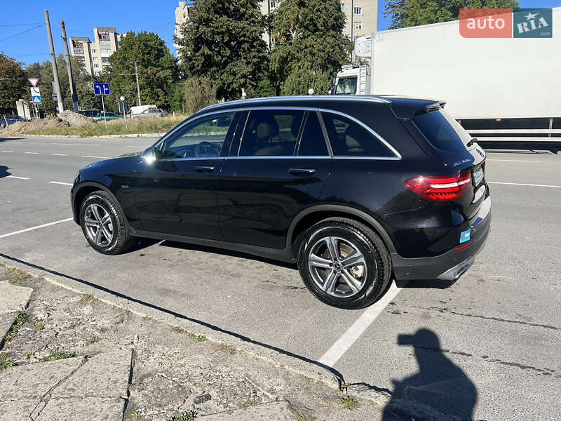 Позашляховик / Кросовер Mercedes-Benz GLC-Class 2018 в Києві