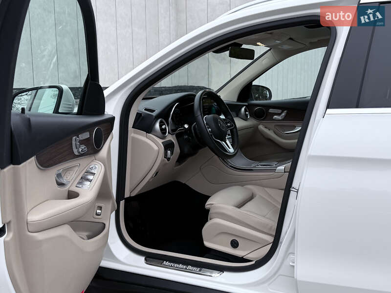 Внедорожник / Кроссовер Mercedes-Benz GLC-Class 2021 в Киеве
