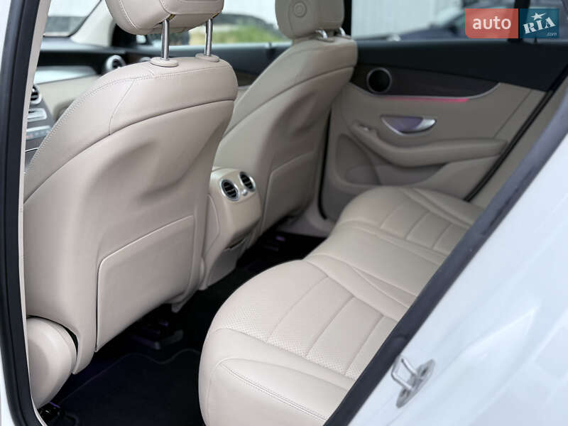 Внедорожник / Кроссовер Mercedes-Benz GLC-Class 2021 в Киеве