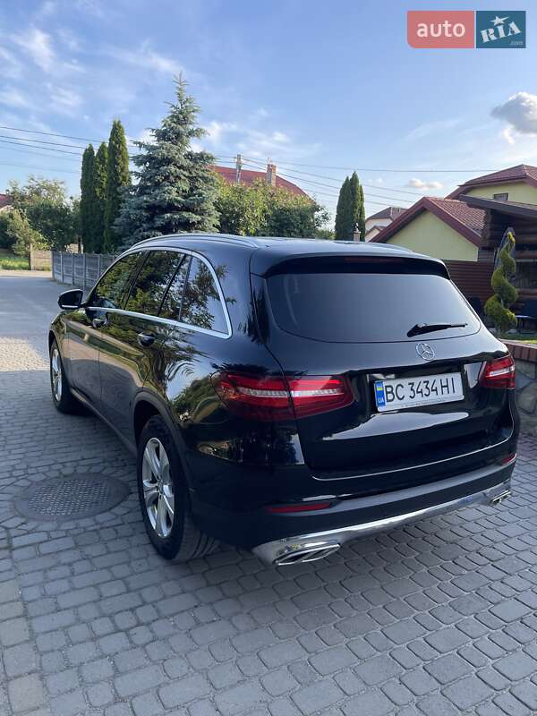 Позашляховик / Кросовер Mercedes-Benz GLC-Class 2016 в Львові