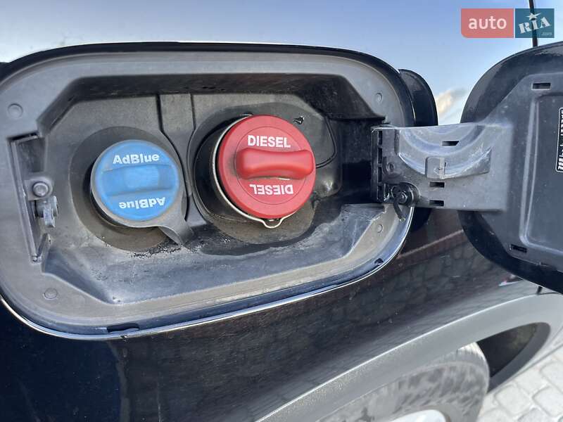 Позашляховик / Кросовер Mercedes-Benz GLC-Class 2016 в Львові