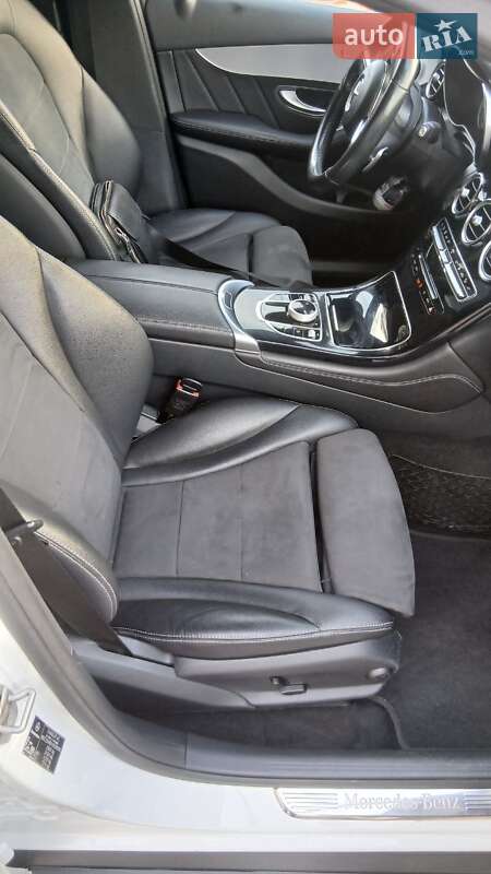 Позашляховик / Кросовер Mercedes-Benz GLC-Class 2015 в Одесі фото 6 Позашляховик / Кросовер Mercedes-Benz GLC-Class 2015 в Одесі