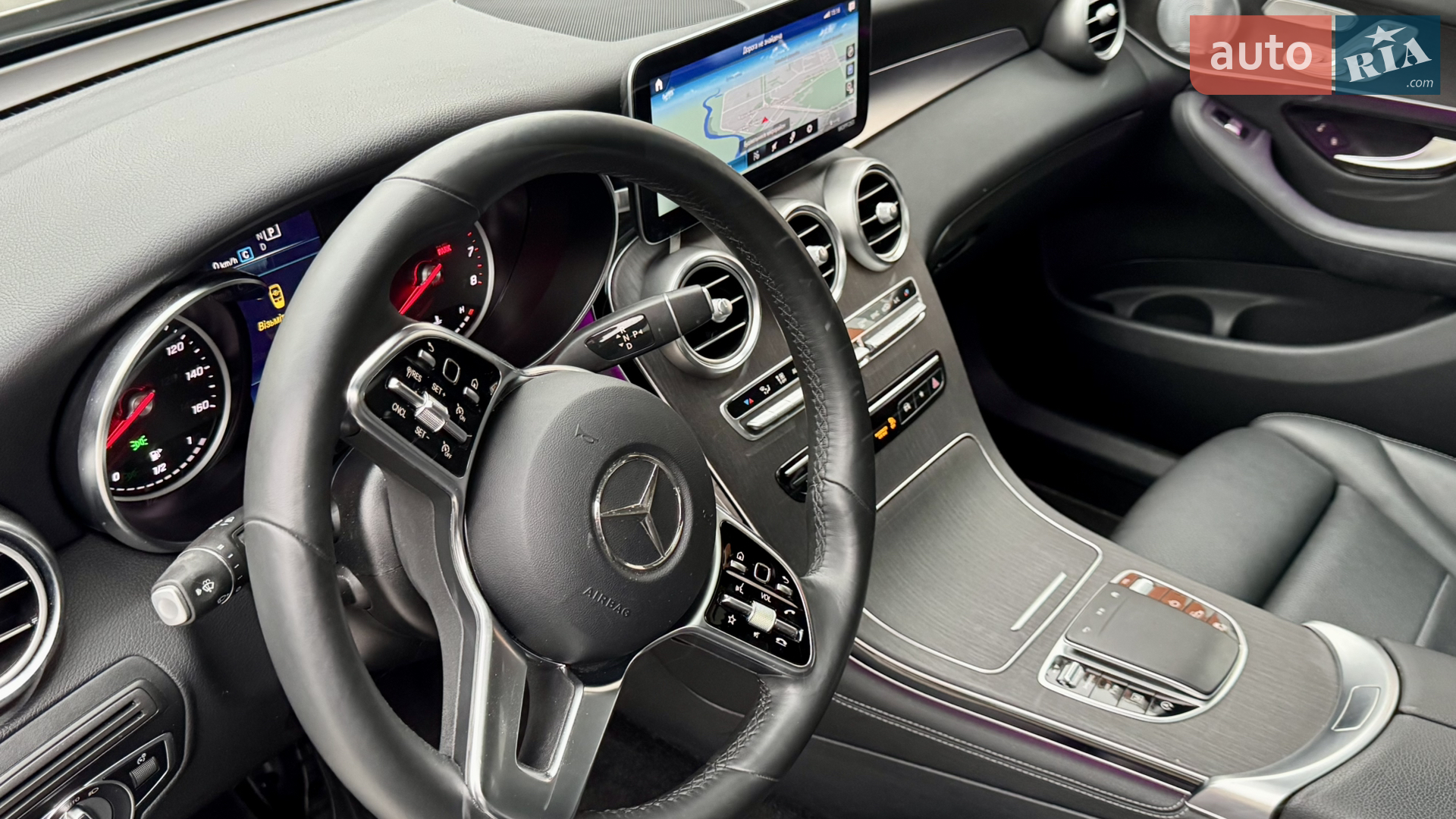 2019 Mercedes-Benz GLC - мініатюра 36