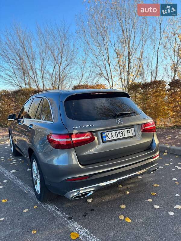Внедорожник / Кроссовер Mercedes-Benz GLC-Class 2017 в Киеве