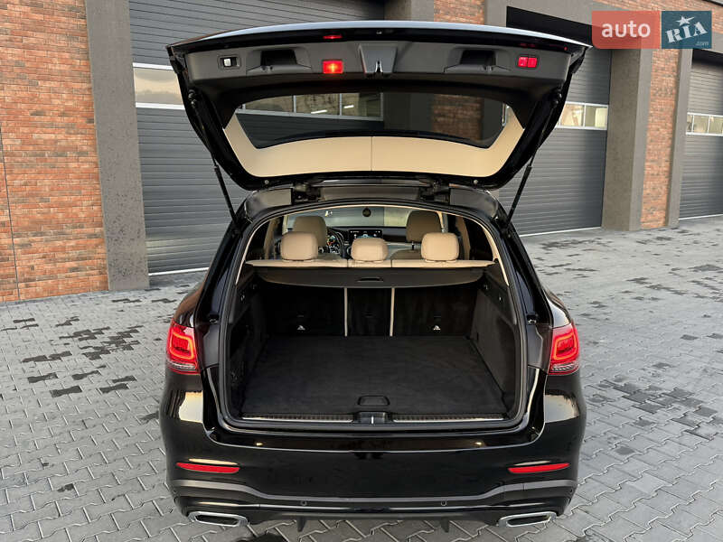 Позашляховик / Кросовер Mercedes-Benz GLC-Class 2021 в Чернівцях