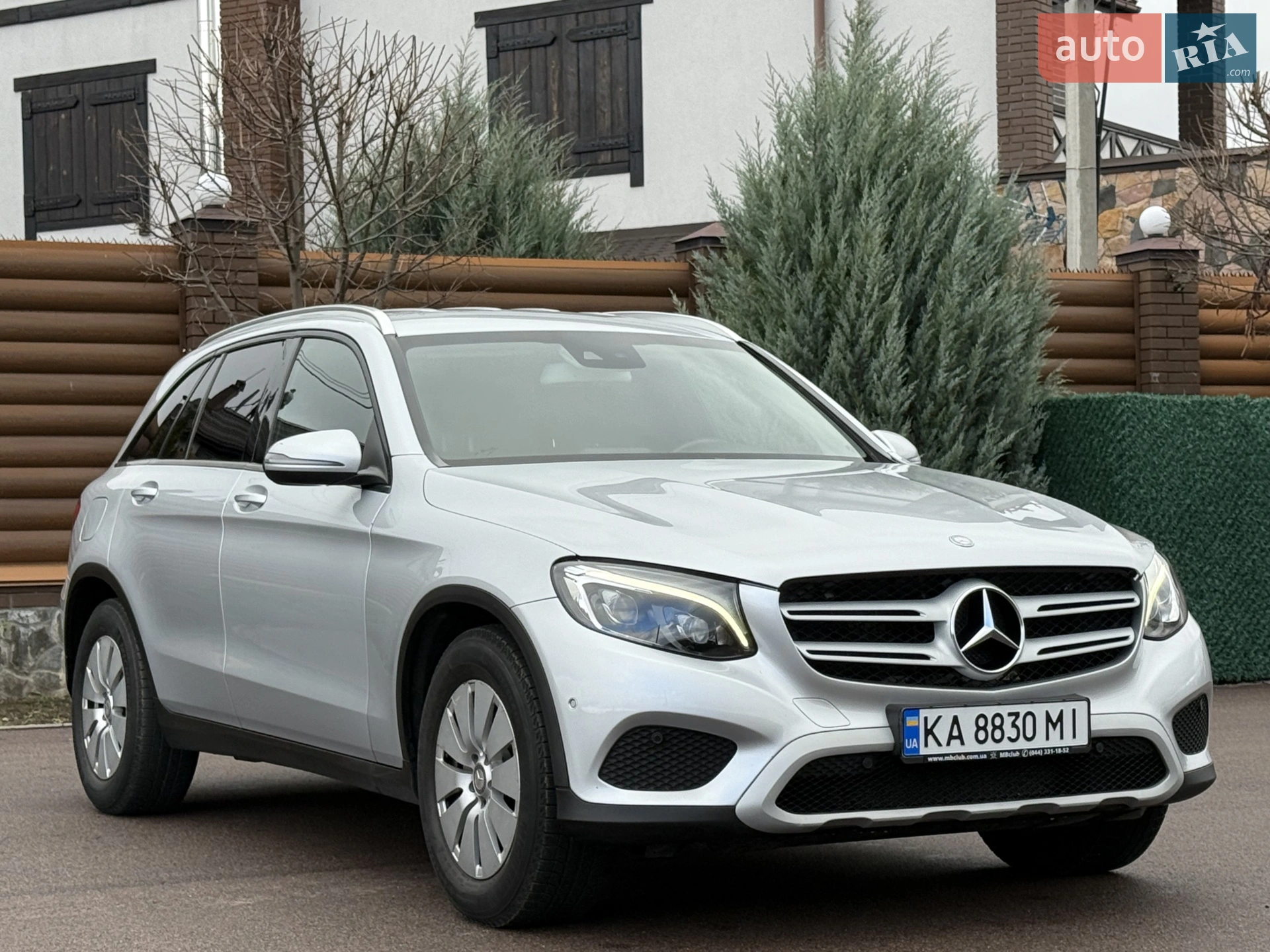 2016 Mercedes-Benz GLC - мініатюра 12