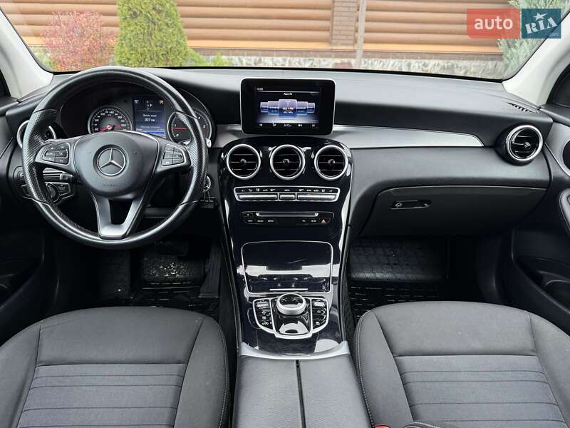 Позашляховик / Кросовер Mercedes-Benz GLC-Class 2016 в Києві