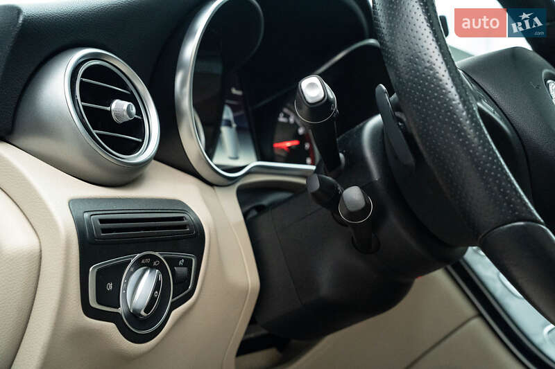 Позашляховик / Кросовер Mercedes-Benz GLC-Class 2018 в Чернівцях фото 20 Позашляховик / Кросовер Mercedes-Benz GLC-Class 2018 в Чернівцях