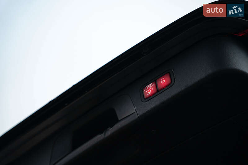 Позашляховик / Кросовер Mercedes-Benz GLC-Class 2018 в Чернівцях фото 36 Позашляховик / Кросовер Mercedes-Benz GLC-Class 2018 в Чернівцях