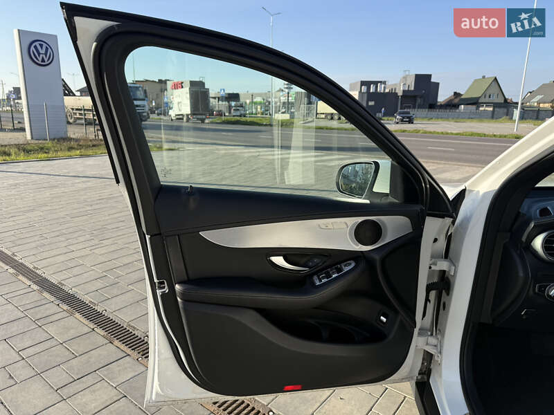 Позашляховик / Кросовер Mercedes-Benz GLC-Class 2019 в Луцьку фото 10 Позашляховик / Кросовер Mercedes-Benz GLC-Class 2019 в Луцьку