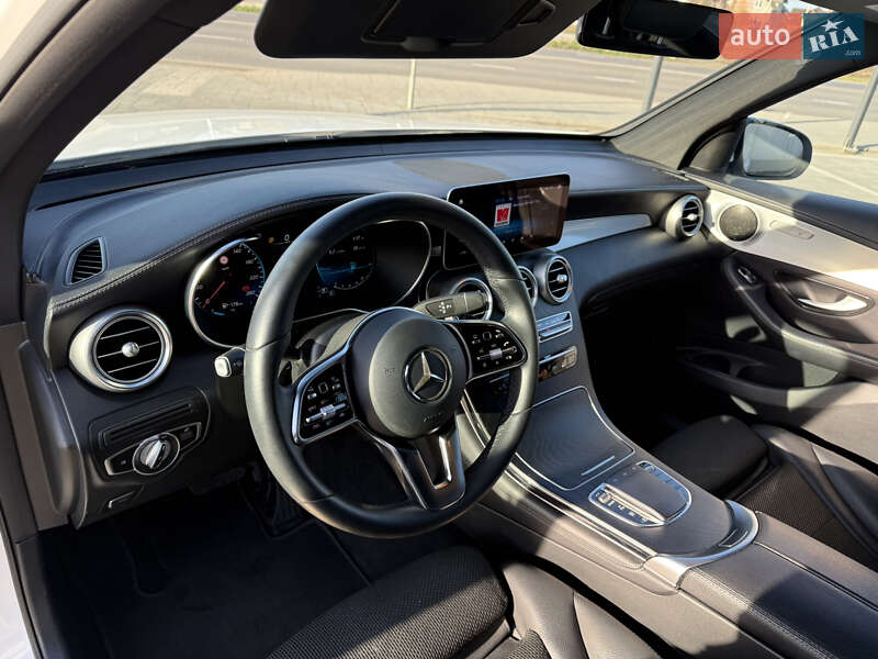 Позашляховик / Кросовер Mercedes-Benz GLC-Class 2019 в Луцьку фото 12 Позашляховик / Кросовер Mercedes-Benz GLC-Class 2019 в Луцьку