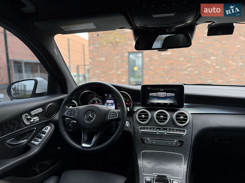Внедорожник / Кроссовер Mercedes-Benz GLC-Class 2017 в Киеве