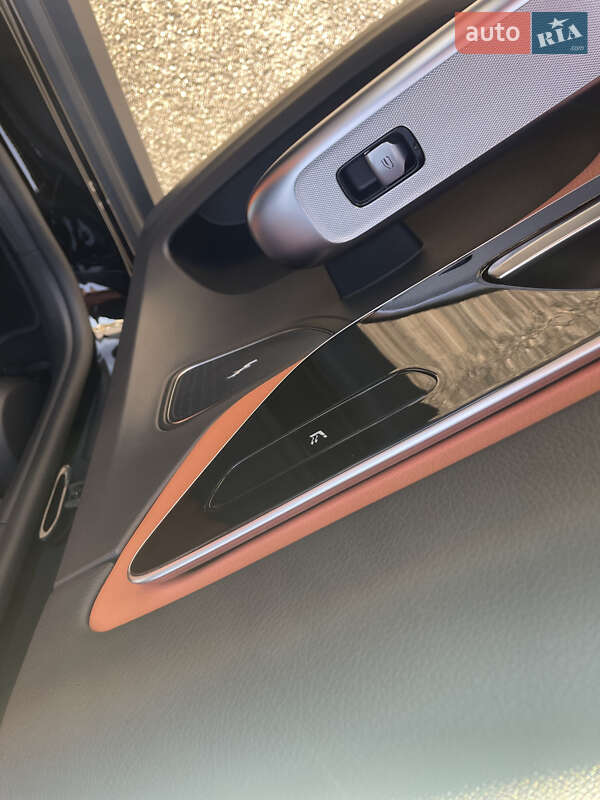 Позашляховик / Кросовер Mercedes-Benz GLC-Class 2023 в Києві фото 33 Позашляховик / Кросовер Mercedes-Benz GLC-Class 2023 в Києві