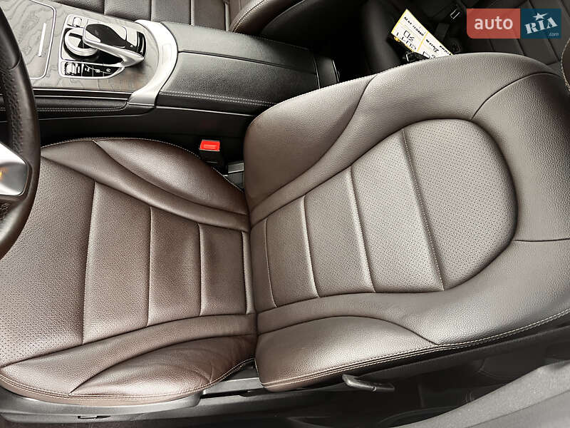 Позашляховик / Кросовер Mercedes-Benz GLC-Class 2017 в Києві фото 24 Позашляховик / Кросовер Mercedes-Benz GLC-Class 2017 в Києві