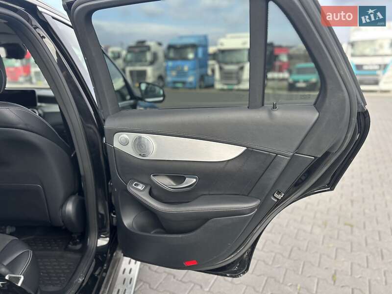 Позашляховик / Кросовер Mercedes-Benz GLC-Class 2021 в Чернівцях