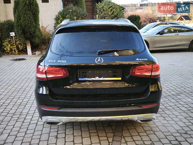 Позашляховик / Кросовер Mercedes-Benz GLC-Class 2016 в Львові