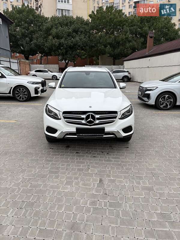 Mercedes-Benz GLC-Class 2017