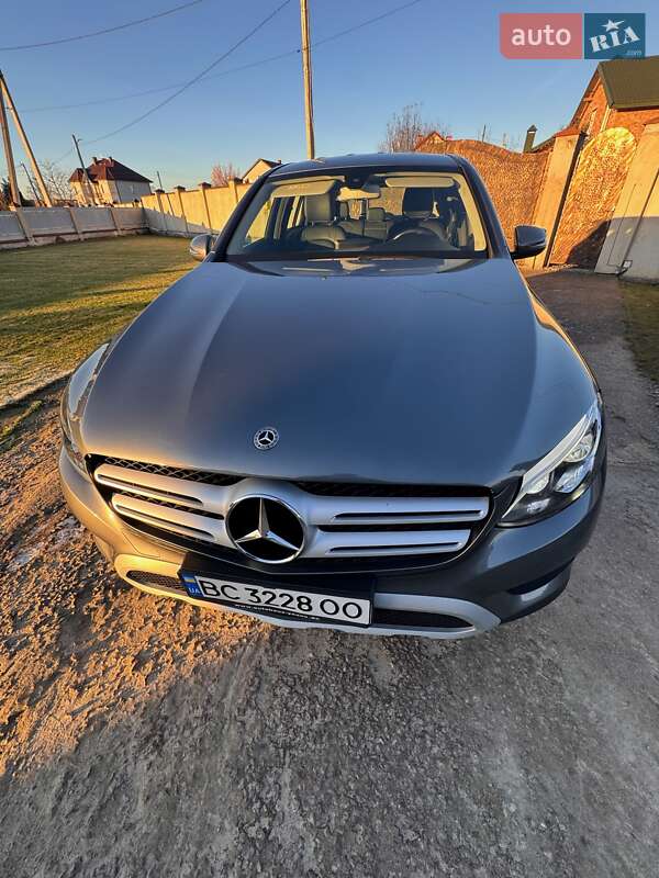 Позашляховик / Кросовер Mercedes-Benz GLC-Class 2018 в Новояворівську
