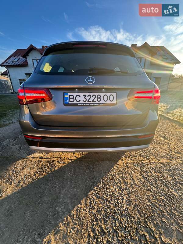 Позашляховик / Кросовер Mercedes-Benz GLC-Class 2018 в Новояворівську