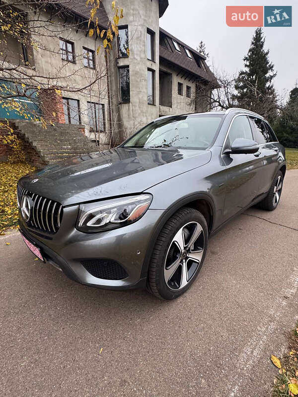 Внедорожник / Кроссовер Mercedes-Benz GLC-Class 2019 в Яготине
