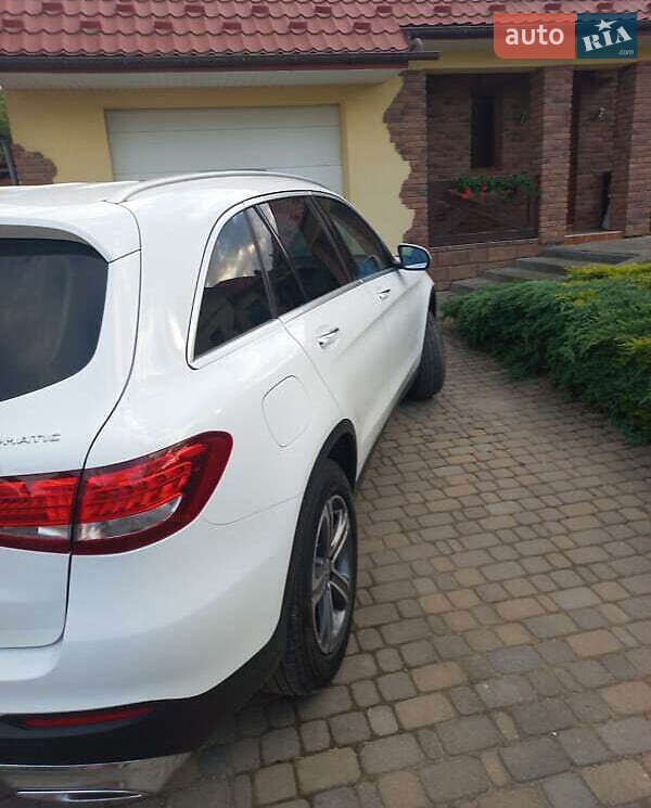 Внедорожник / Кроссовер Mercedes-Benz GLC-Class 2017 в Киеве