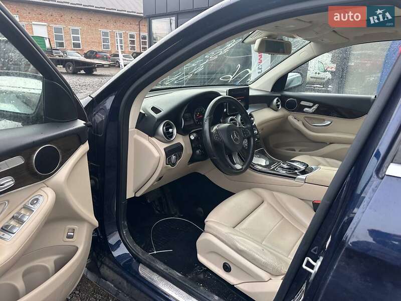 Внедорожник / Кроссовер Mercedes-Benz GLC-Class 2016 в Луцке