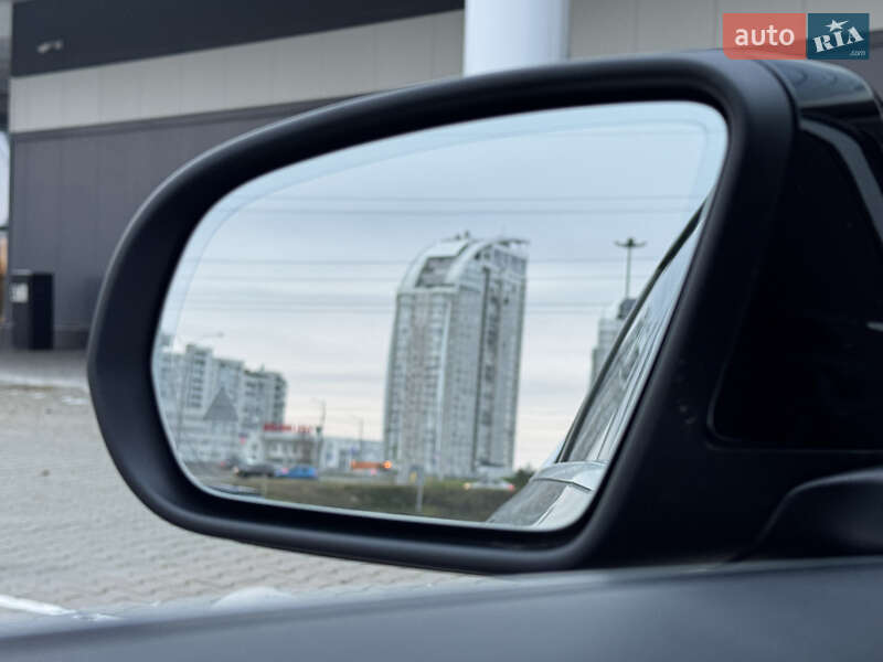 Внедорожник / Кроссовер Mercedes-Benz GLC-Class 2019 в Киеве