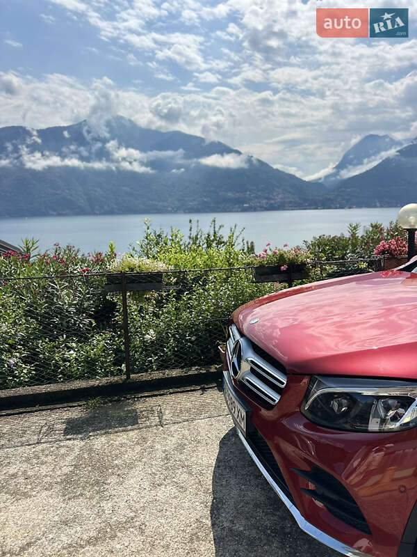 Внедорожник / Кроссовер Mercedes-Benz GLC-Class 2016 в Киеве